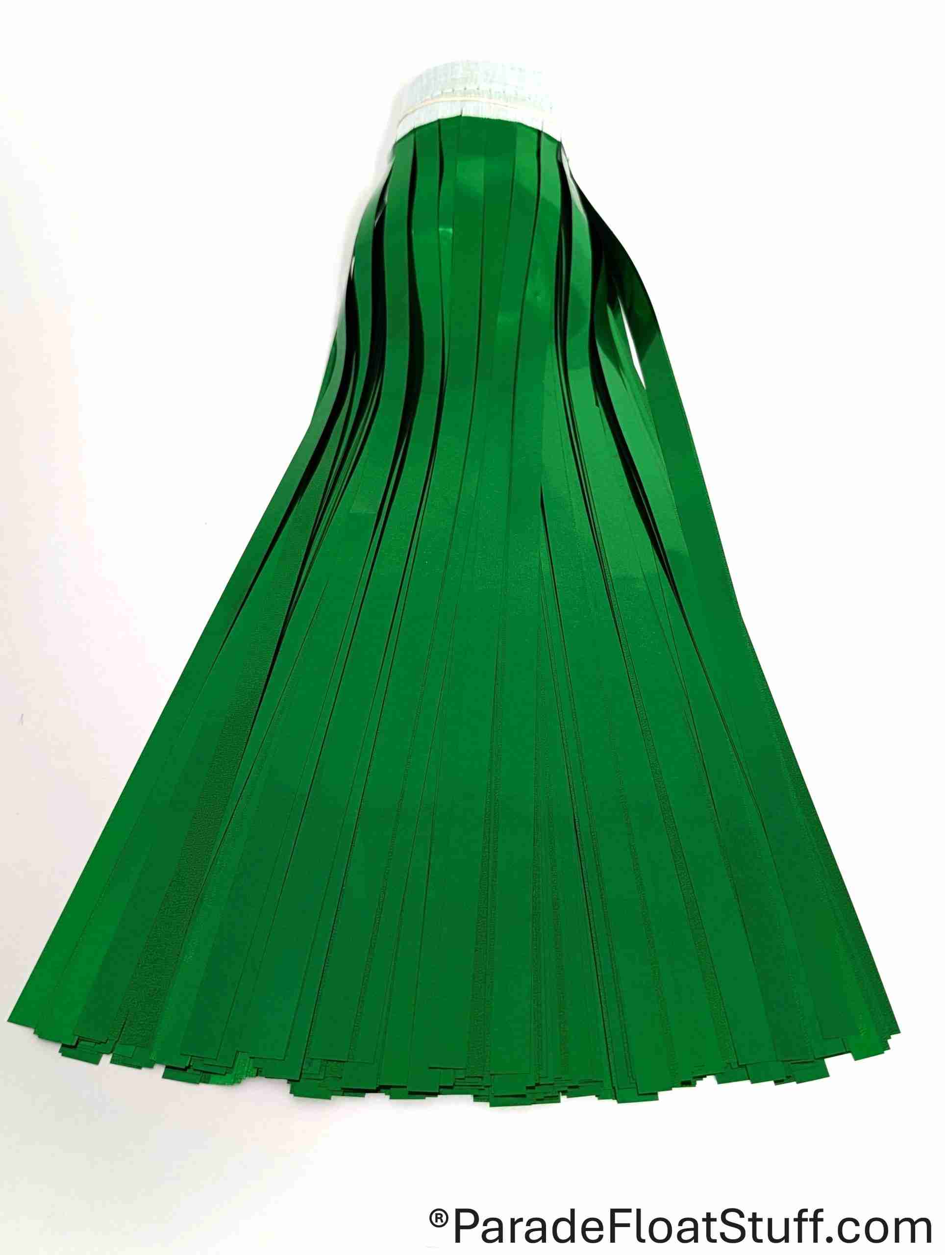 2-Ply Fringe Green Metallic 14" drop X 10'