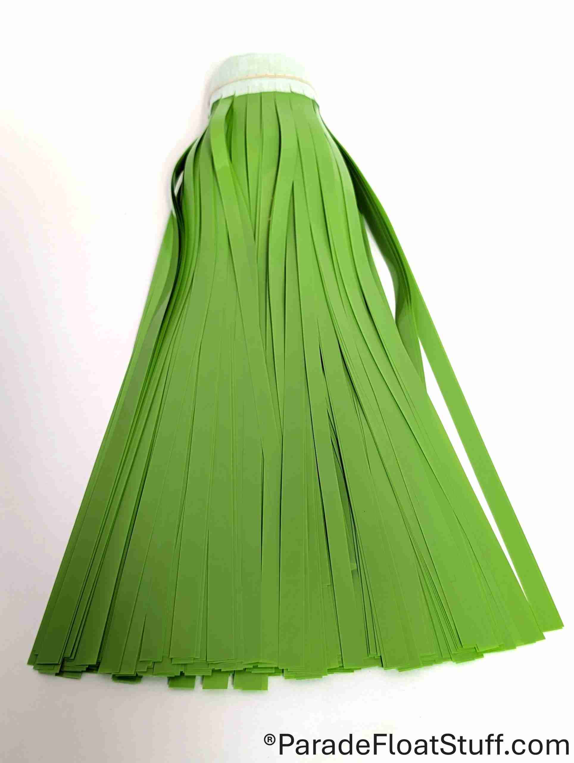 2-Ply Fringe Light Green Vinyl 14" drop X 10'